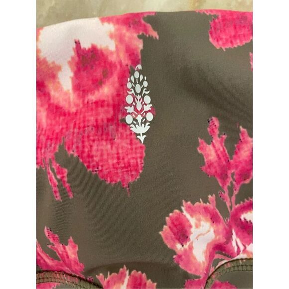 NWOT Free People Leggings Dusty Military Pink Floral Combo, S - Picture 4 of 7